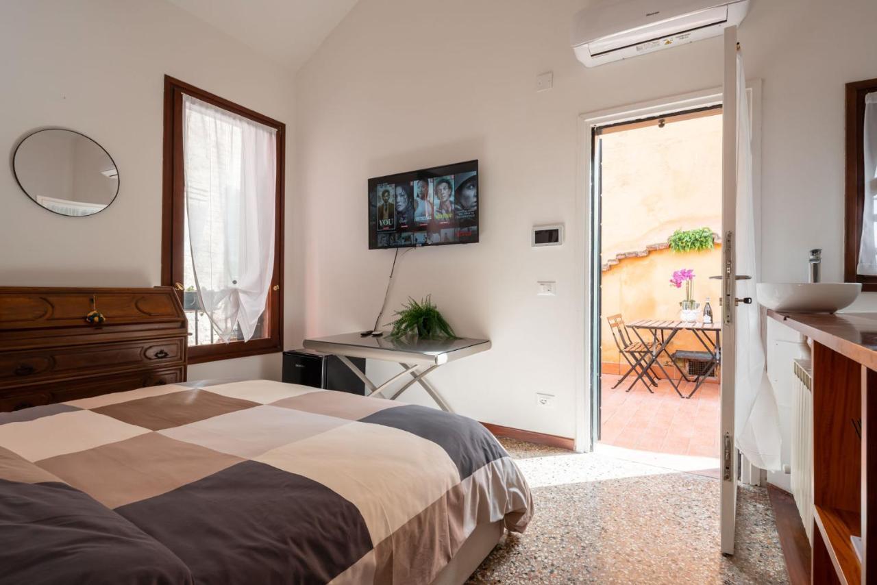 Suite Rava - San Marco With Pool Венеция Екстериор снимка